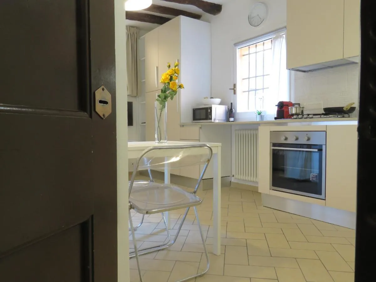 Seta Apartment Bologne